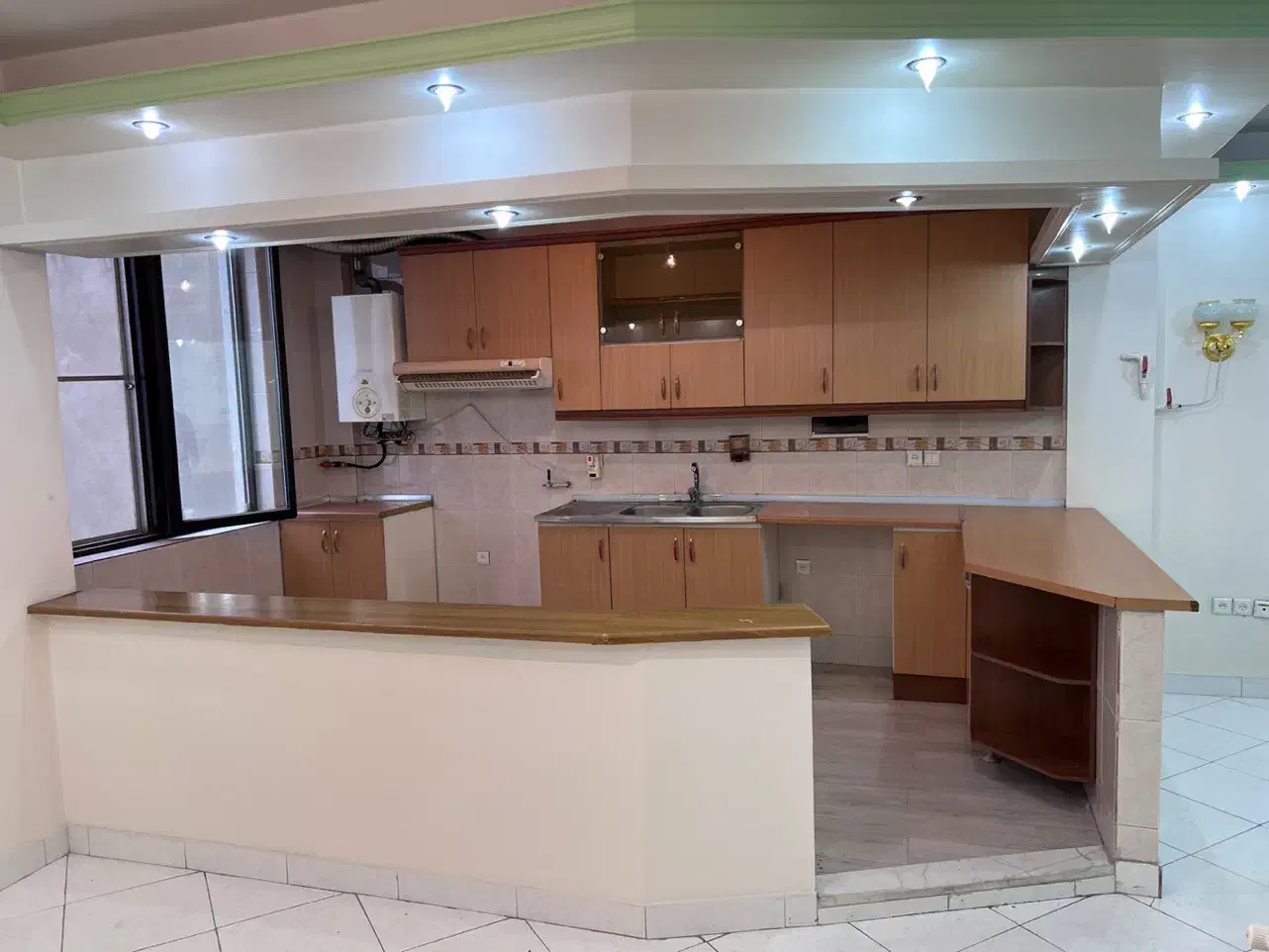 ۶۵ متری/۱۶ متری اول جنوبی/زوج یا مجرد موجه خانم