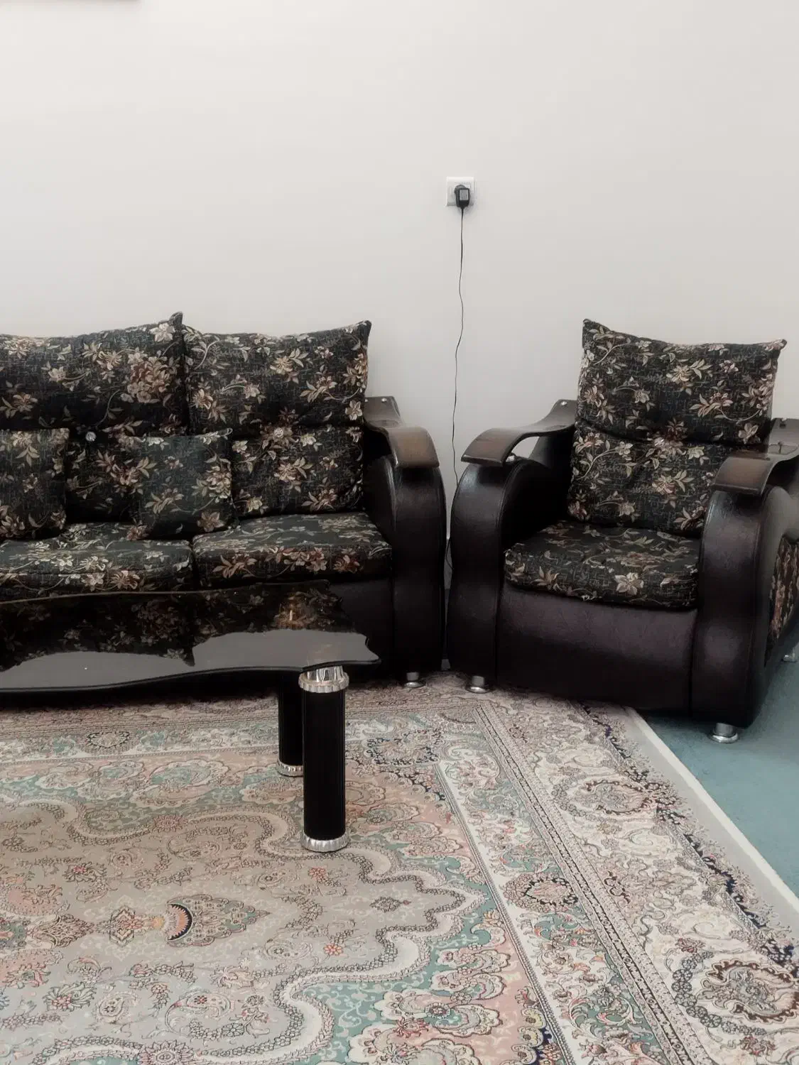 مبلمان راحتی نیمه استیل ۹نفره با ۴عسلی|مبلمان خانگی و میز عسلی|قم, حنیف نژاد|دیوار