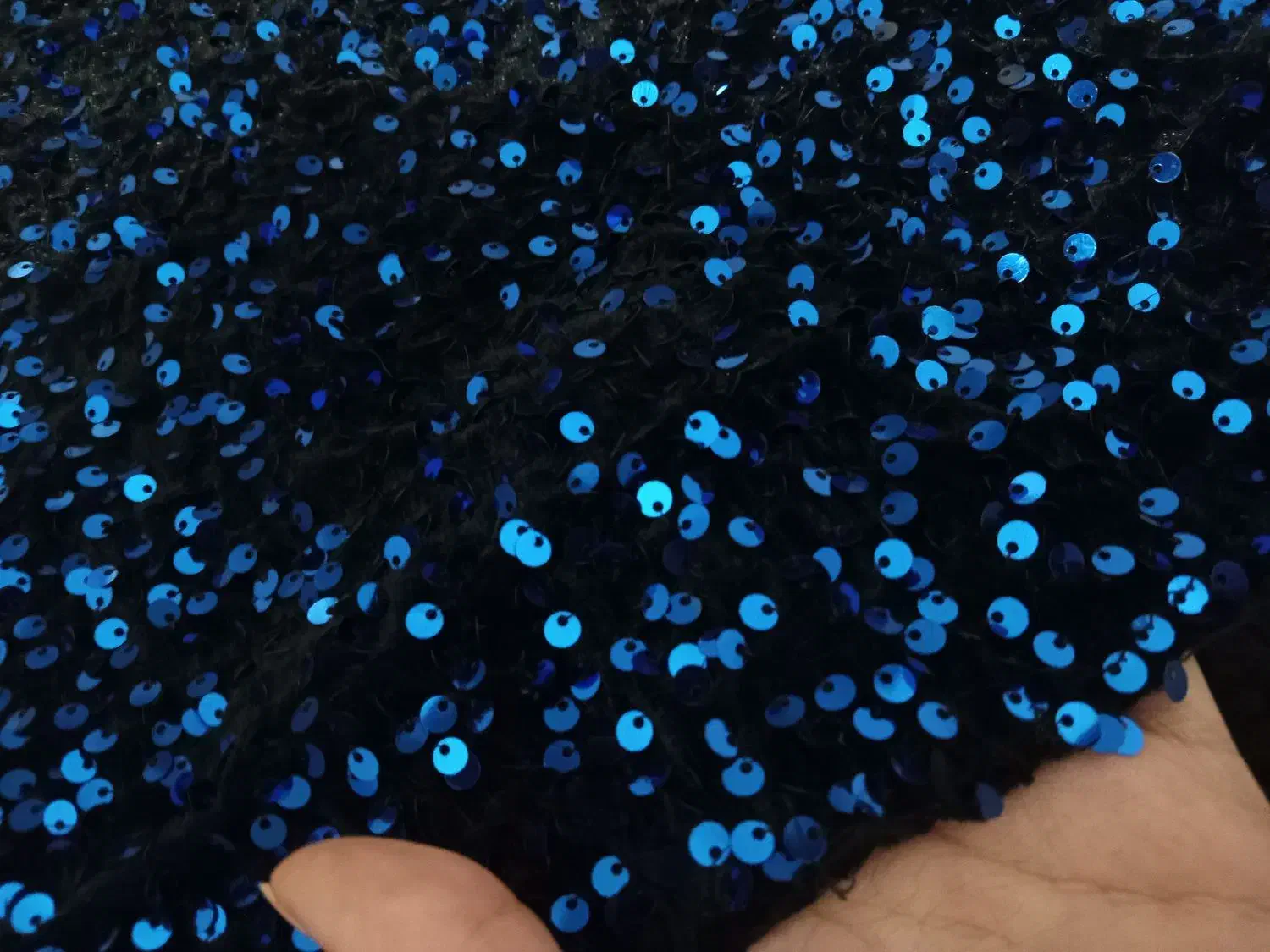 لباس مجلسی|لباس|گرگان, |دیوار