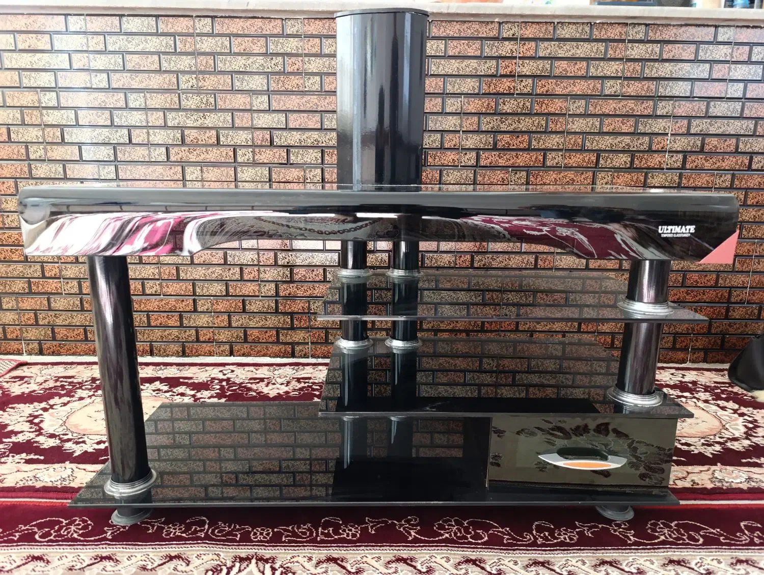 زیر تلویزیون|میز تلویزیون|گیان, |دیوار