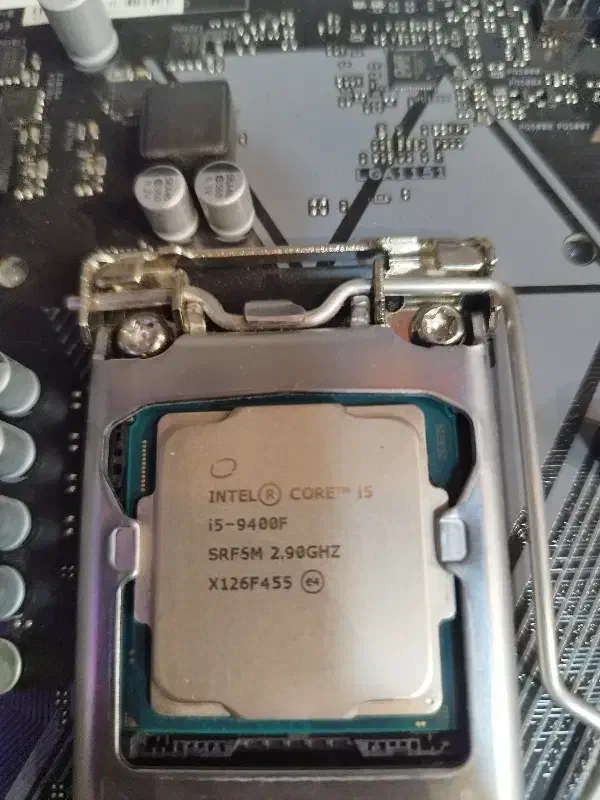 باندل مادربرد h310 و i5 9400f برای کیس گیمینگ|قطعات و لوازم جانبی رایانه|تهران, شهرک پاسداران|دیوار