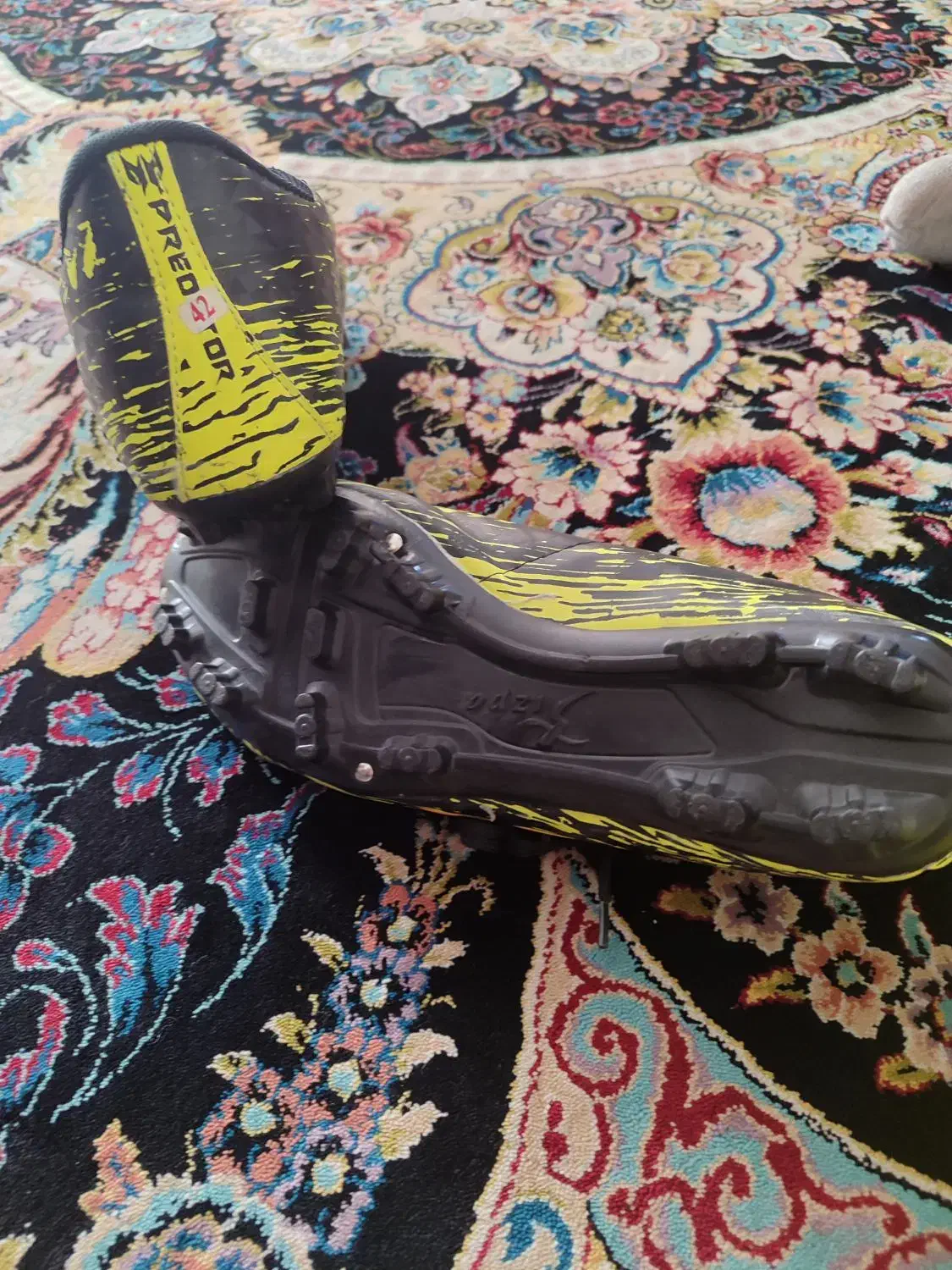 کفش چمنی|ورزش‌های توپی|خمینی‌شهر, |دیوار