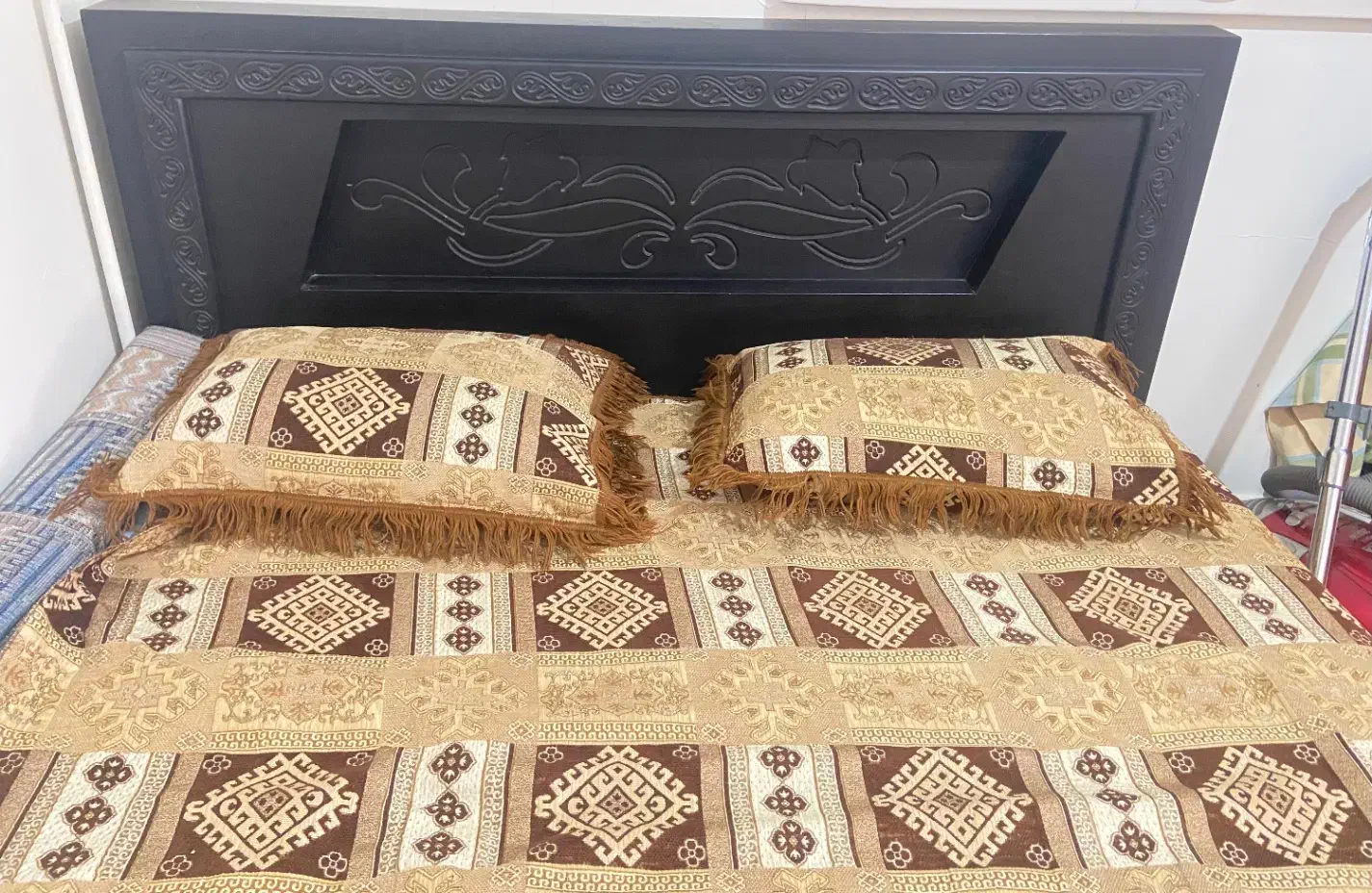 تختخواب دو نفره|تخت و سرویس خواب|ساوه, |دیوار