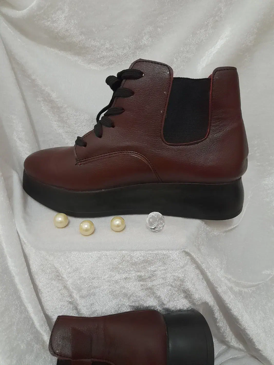 کفش و بوت زنانه، نو، سایز ۳۹، قیمت بسیار مناسب|کیف، کفش، کمربند|شهرکرد, |دیوار