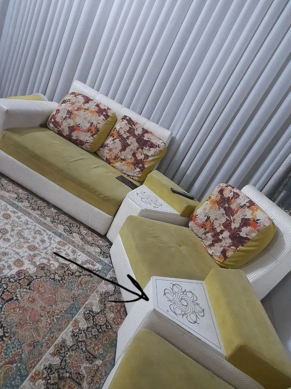 مبل|مبلمان خانگی و میز عسلی|قم, شهرک امام حسن|دیوار