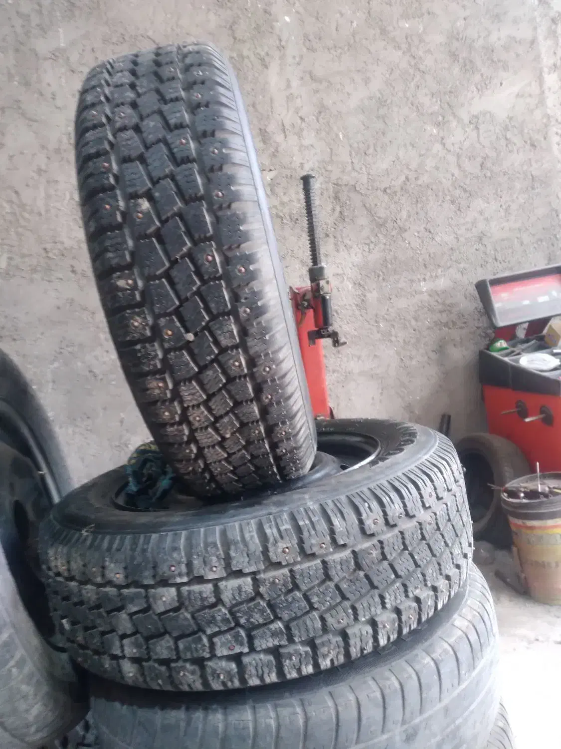 لاستیک یخ شکن شماره۱۴ پژو پرشیابارینگ|قطعات یدکی و لوازم جانبی|مشگین شهر, |دیوار