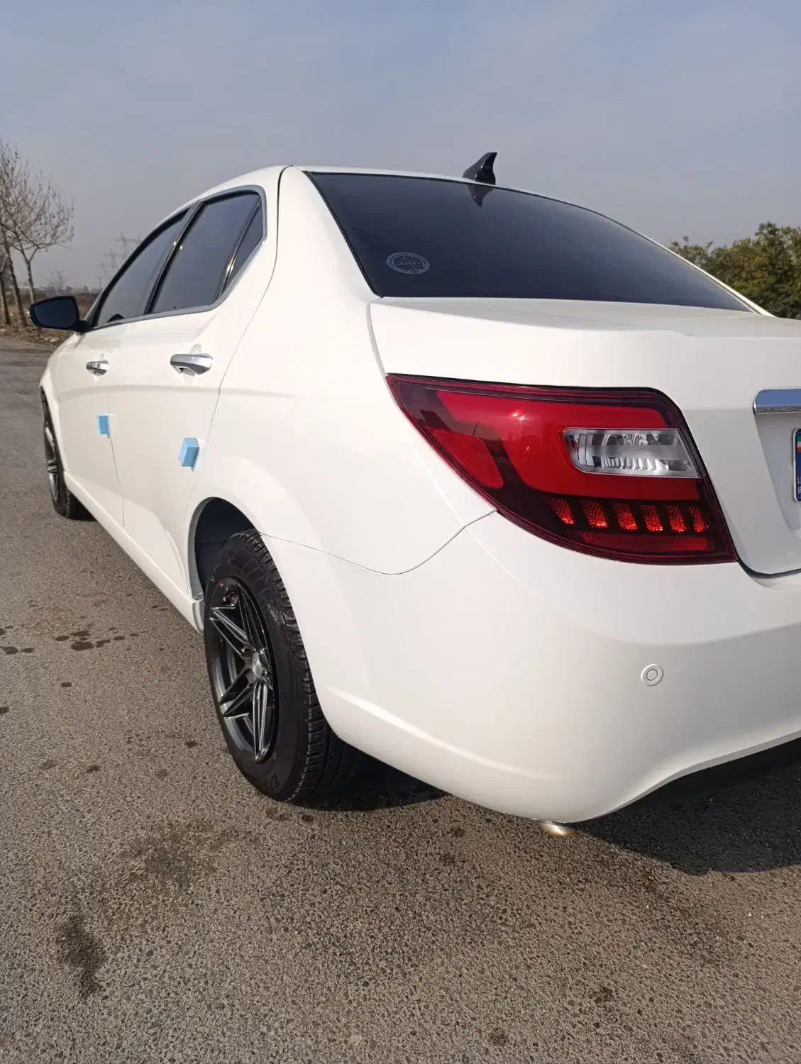 فروش یک دستگاه دنا پلاس|خودرو سواری و وانت|ساری, |دیوار