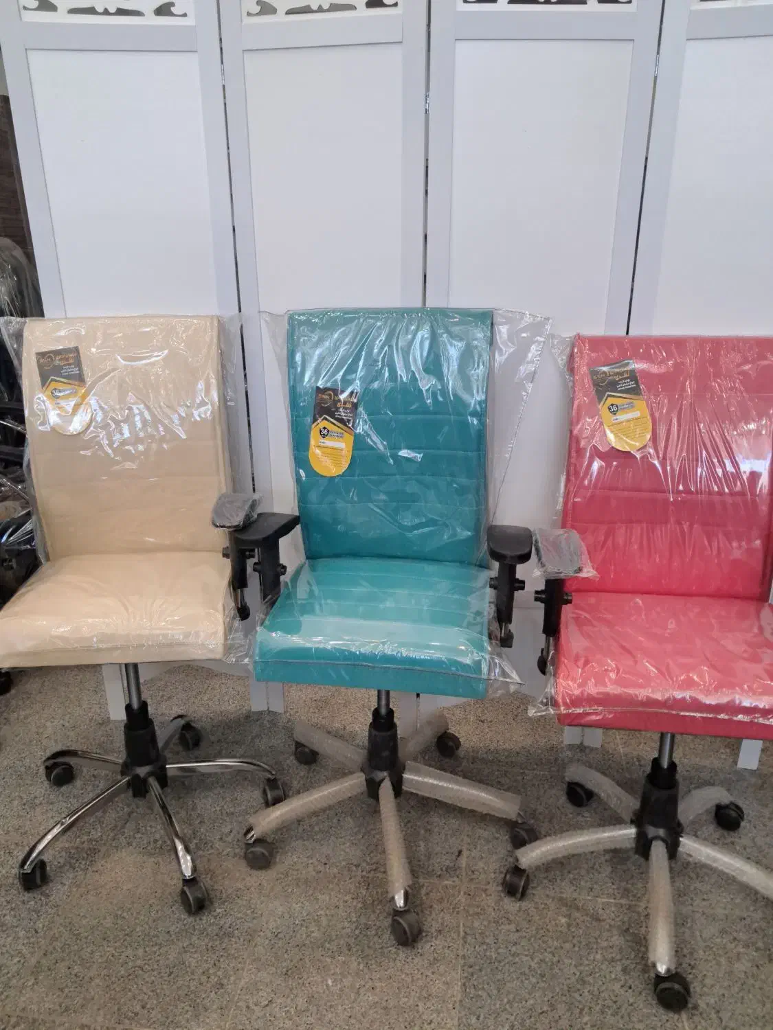 صندلی گردان کف فوم|مبلمان اداری|همدان, |دیوار