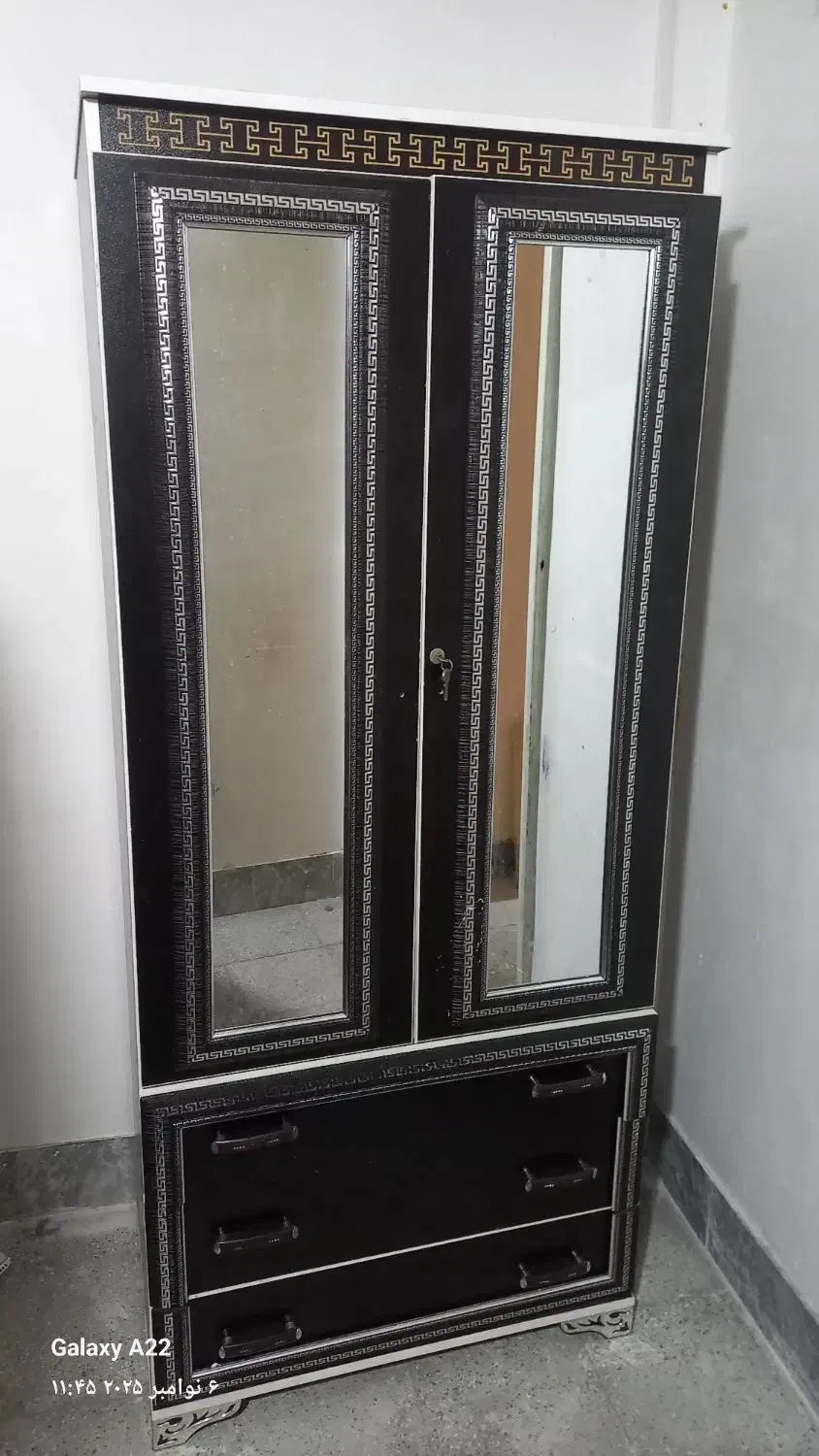 کمد لباس|جاکفشی، کمد، دراور|بروجرد, |دیوار