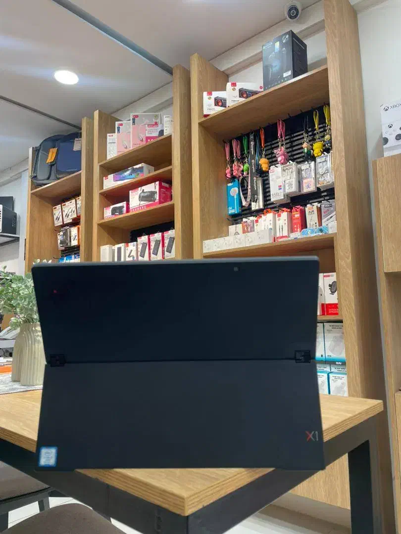 تـبلت ویندوزی لنوو ThinkPad X1 - i7 نسل ۸ - رم ۱۶|رایانه همراه|قزوین, |دیوار