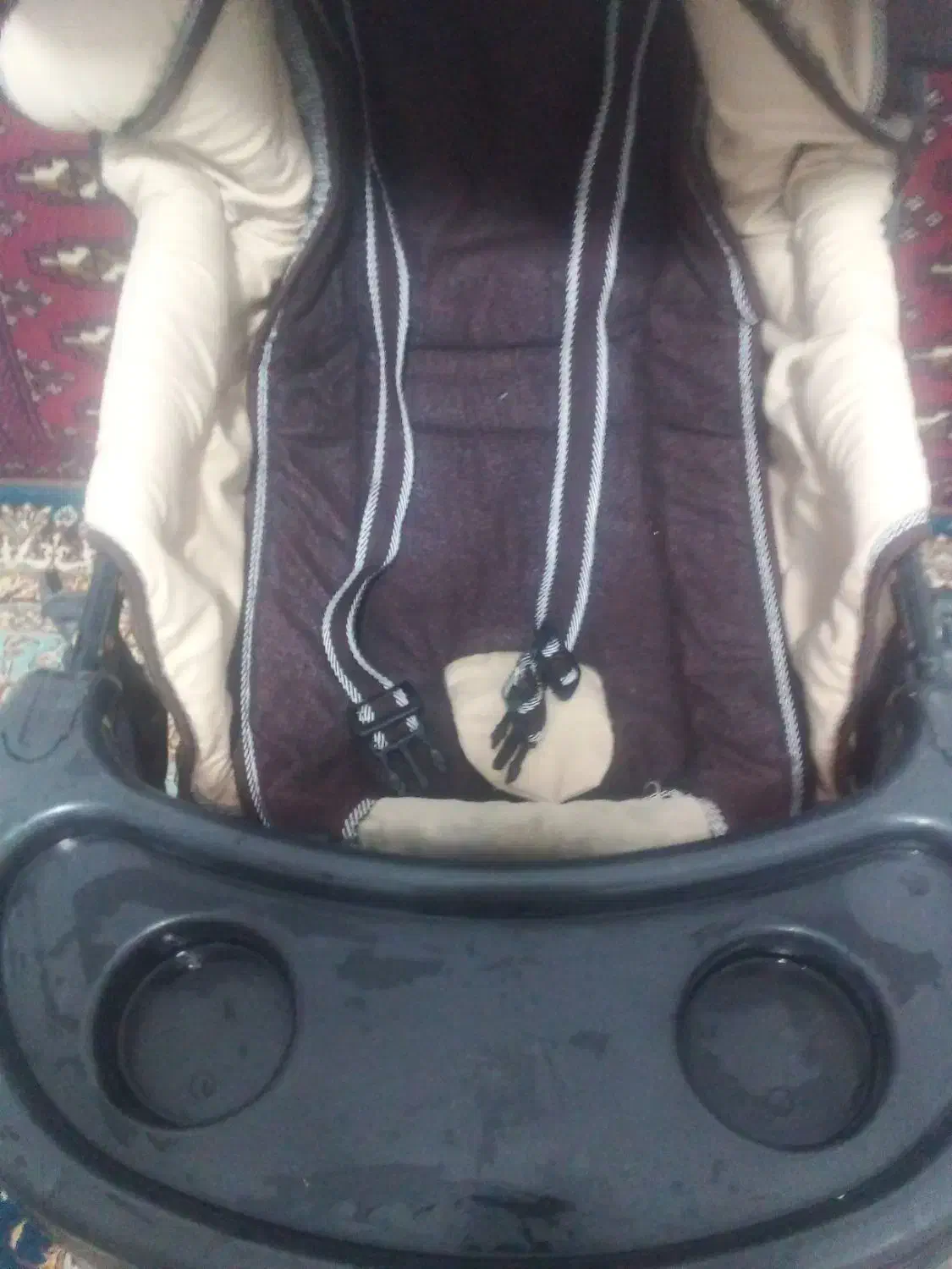 کالسکه تاشو|کالسکه و لوازم جانبی|هشتگرد, شهرک ولیعصر (مصلی)|دیوار