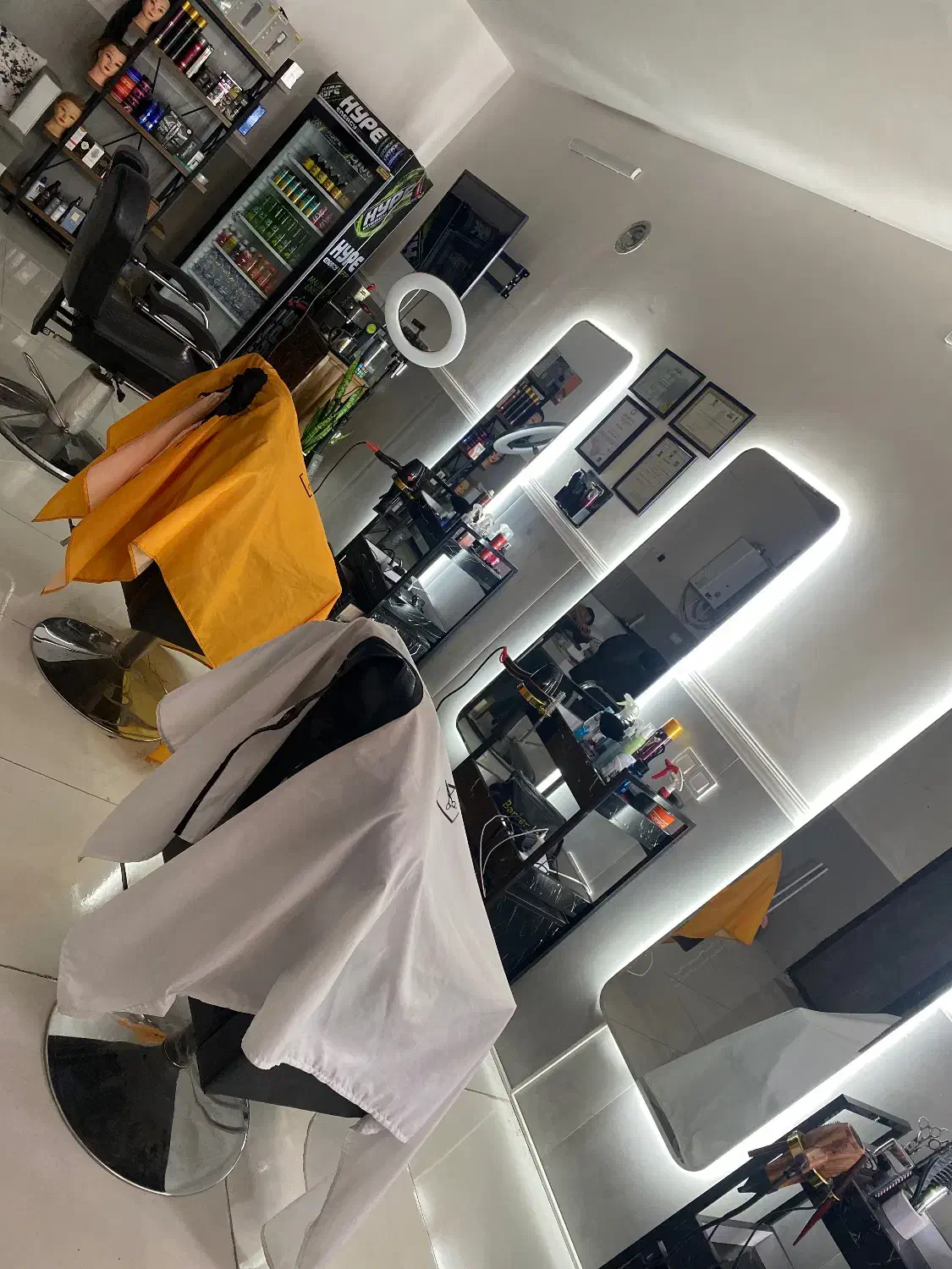 ارایشگر ماهر|استخدام درمانی، زیبایی، بهداشتی|ری, ظهیرآباد|دیوار