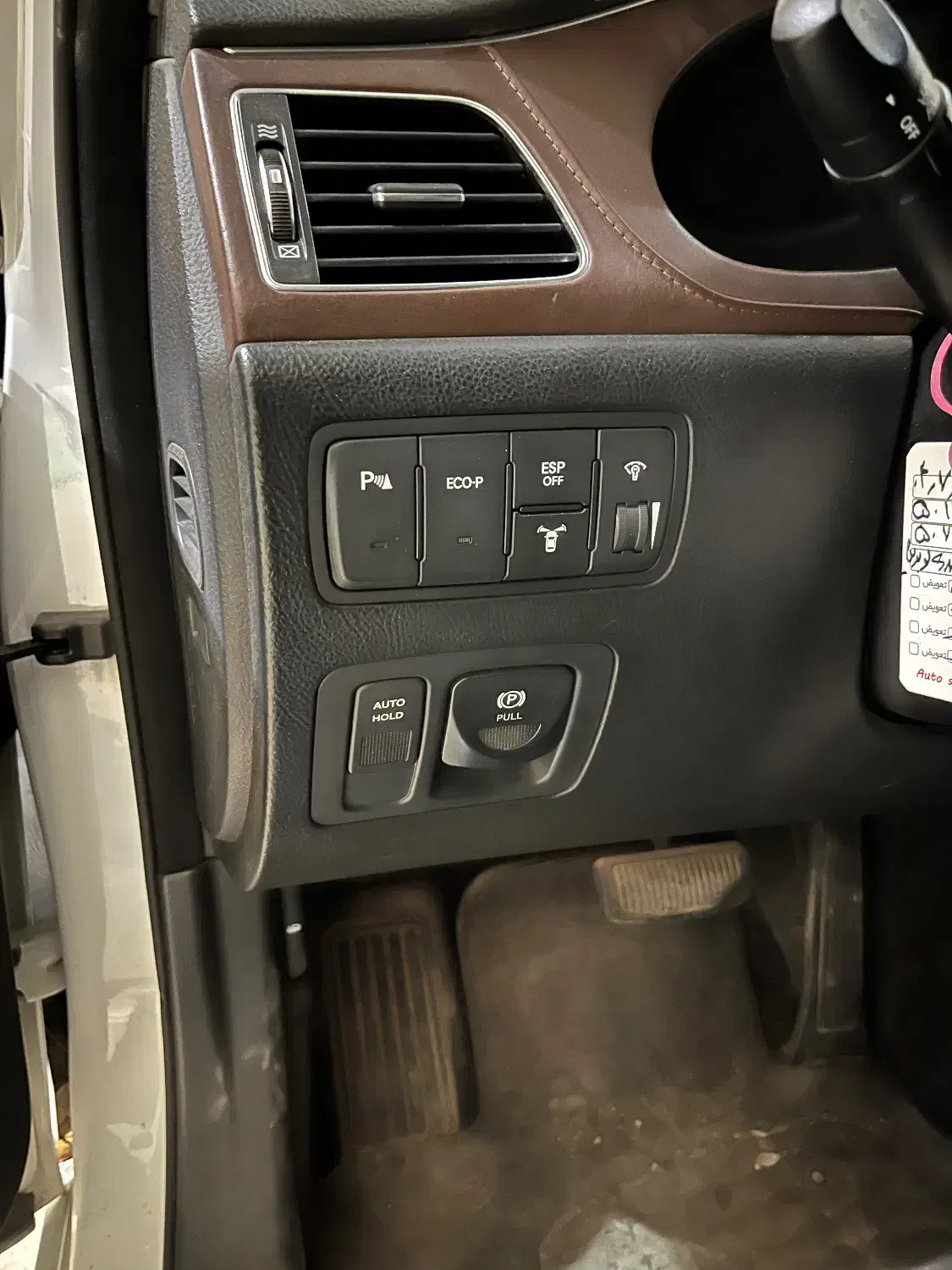 جنسیس ۲۰۱۲ بدون رنگ|خودرو سواری و وانت|مشهد, احمدآباد|دیوار