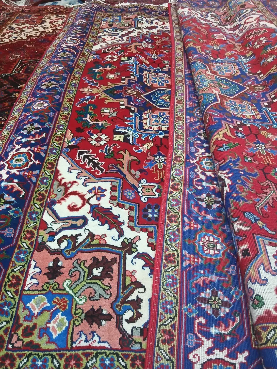 یک جفت شش متری یک نوحال|فرش|میانه, |دیوار