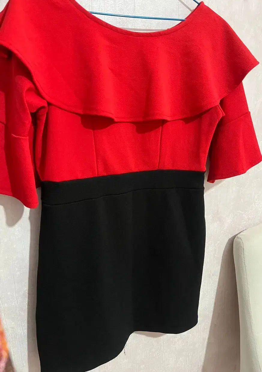 لباس زنانه|لباس|الیگودرز, |دیوار