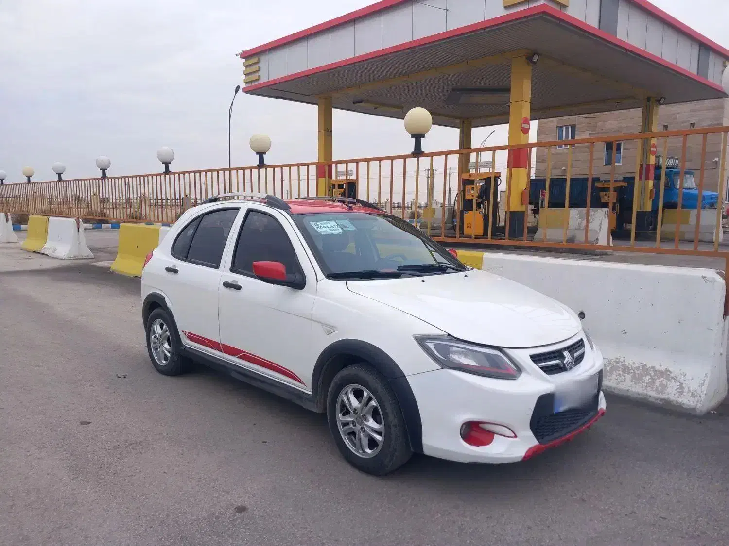 کوئیک ار سقف قرمز|خودرو سواری و وانت|همدان, |دیوار