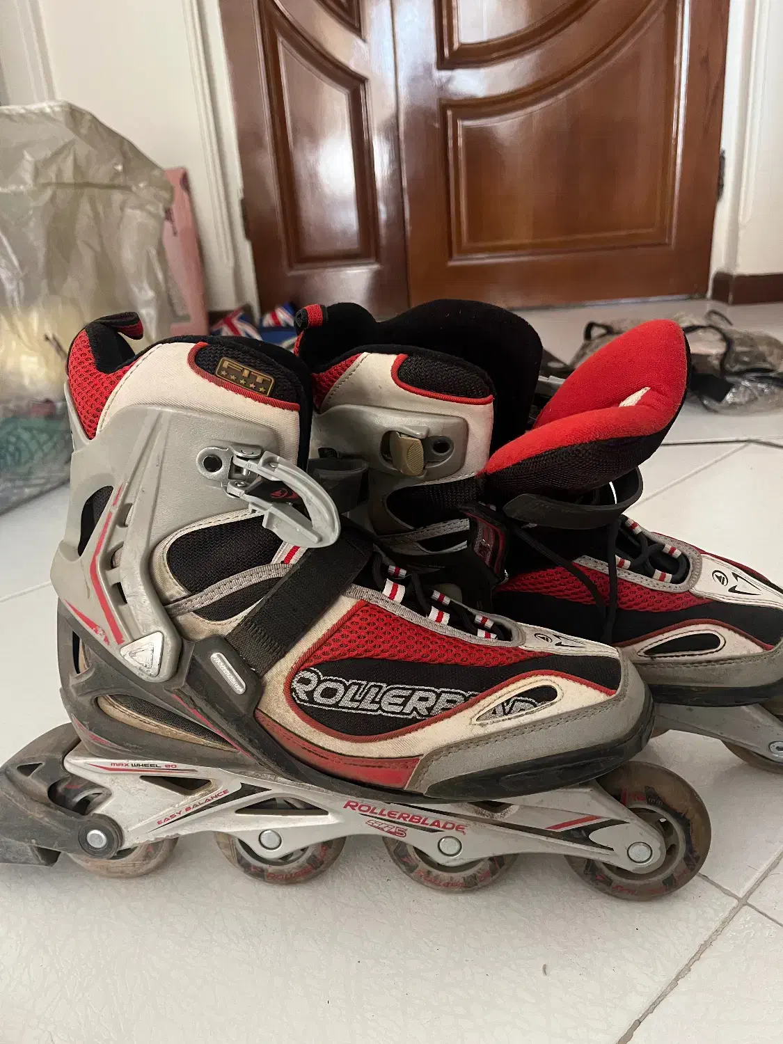 کفش اسکیتROLLERBLADE|دوچرخه، اسکیت، اسکوتر|تهران, ولنجک|دیوار
