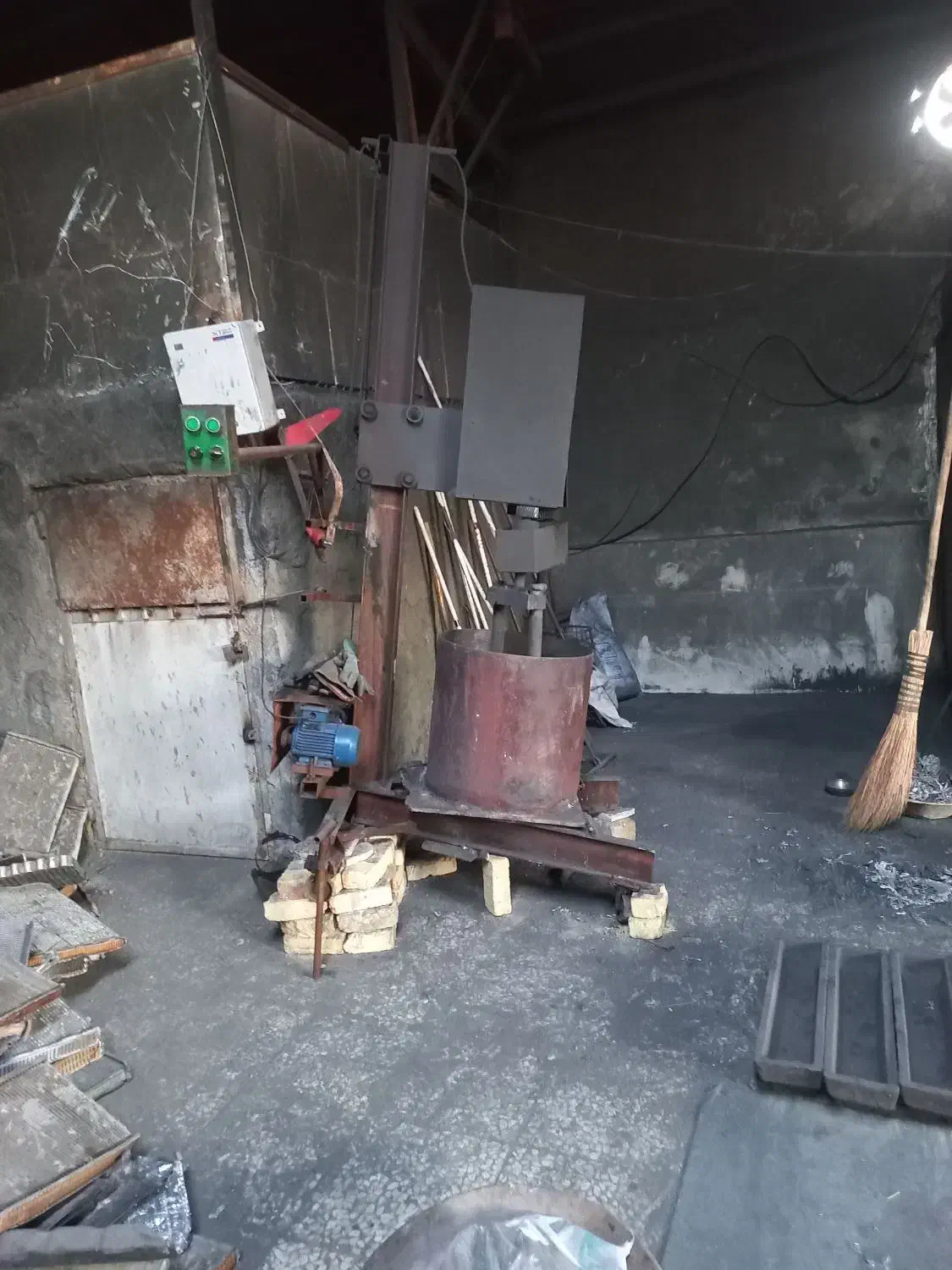 فروش کارگاه ریختگری و تولیدشمش آلمینیوم|ماشینآلات صنعتی|اراک, |دیوار