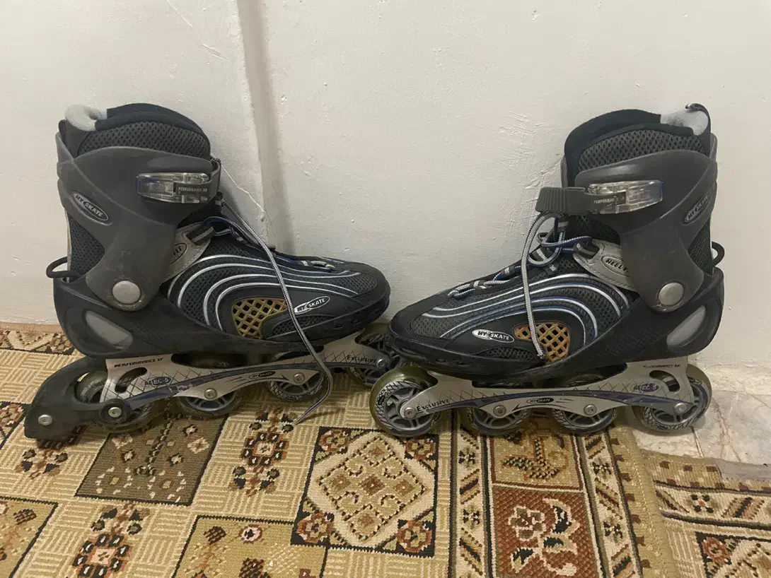 اسکیت سایز ۴۲|دوچرخه، اسکیت، اسکوتر|مشهد, دانشجو|دیوار