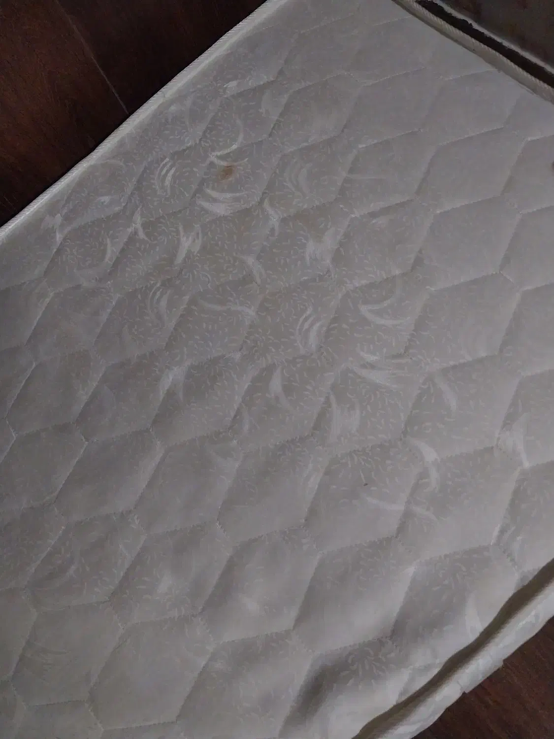 وسایل خانه|تشک تختخواب|اصفهان, دنارت|دیوار