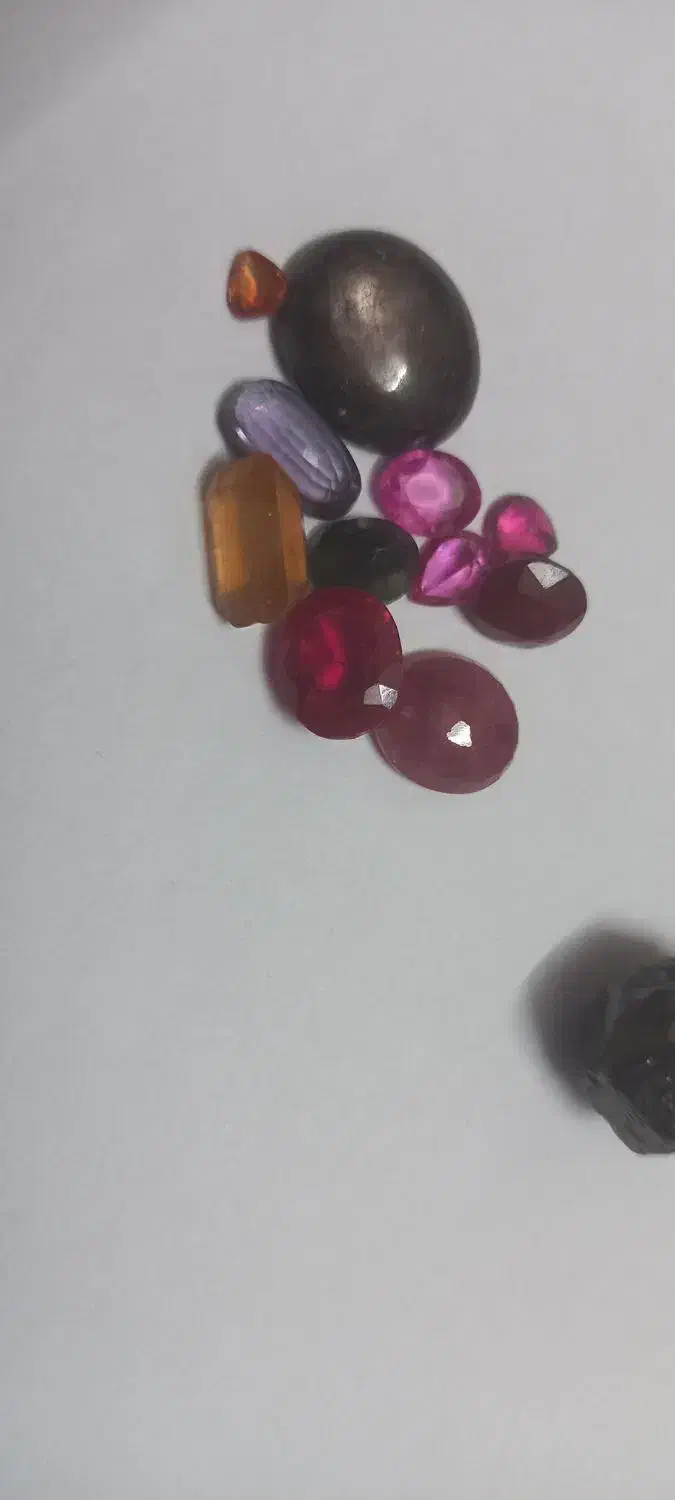 یاقوت معدنی اصل|جواهرات|قم, سالاریه|دیوار