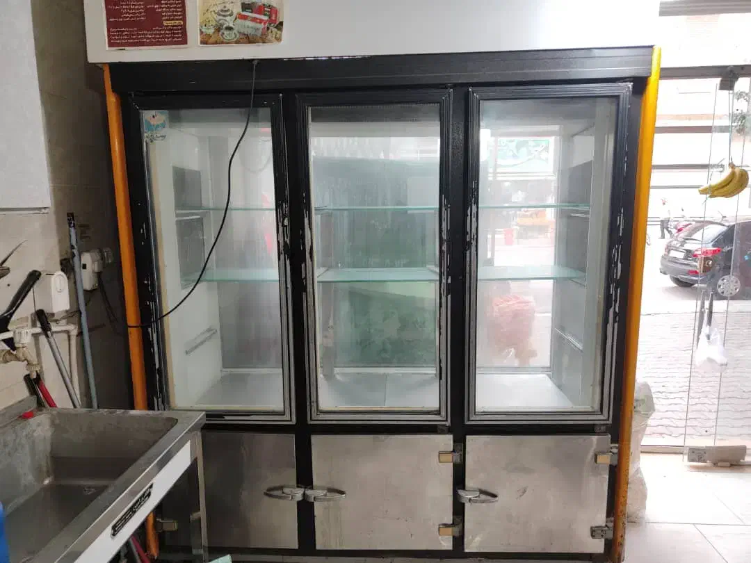 یخچال ویترینی ۳ در صندوق دار|فروشگاه و مغازه|گرگان, |دیوار