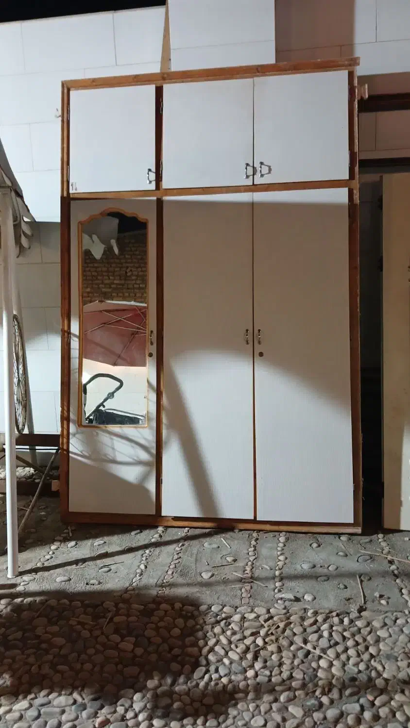 کمد دیواری،در،فرش،تخت وکمد نوجوان|تخت و سرویس خواب|گنبد کاووس, |دیوار