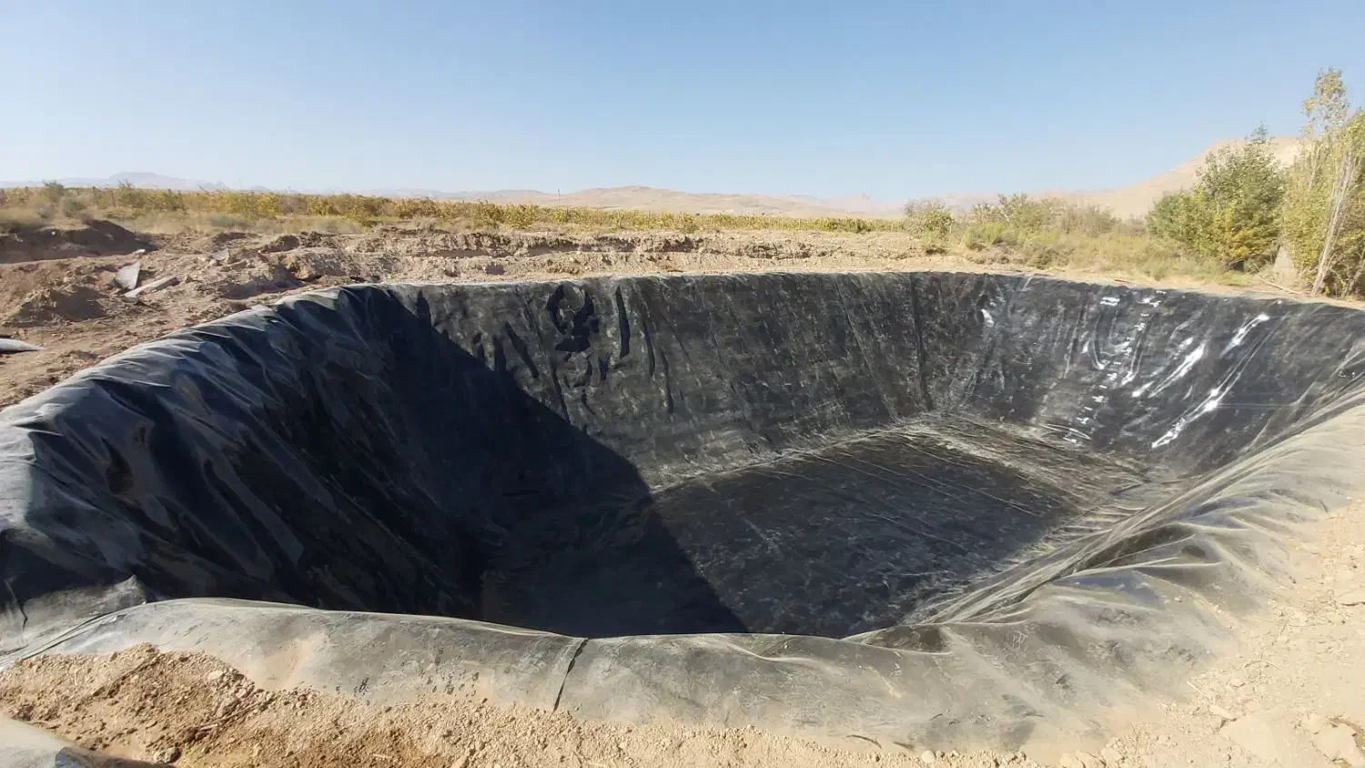 نصب و فروش ورق پلیمری ژیوممبران استخر کشاورزی|خدمات پیشه و مهارت|تبریز, |دیوار