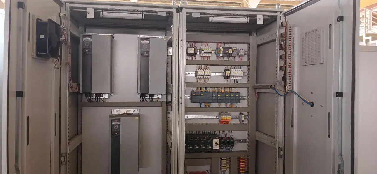 برق صنعتی و PLC|خدمات پیشه و مهارت|شیراز, باهنر|دیوار