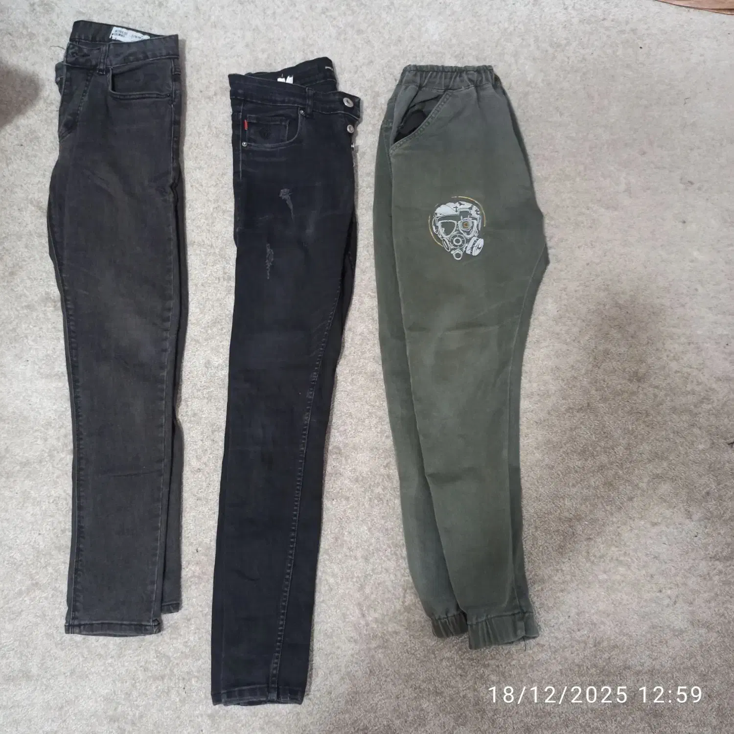 شلوار لی نوجوان در حد نو|لباس|فولادشهر, B2|دیوار