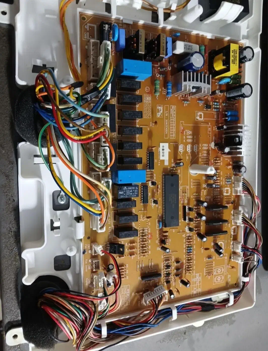 تعمیر فوق تخصصی یخچال در منزل|خدمات پیشه و مهارت|زنجان, |دیوار