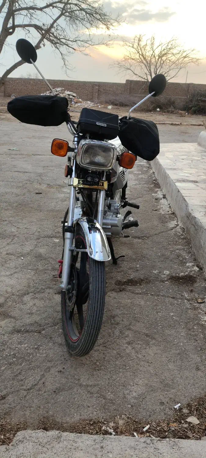 موتور125 انژکتور  1402|موتورسیکلت|چهارباغ, |دیوار