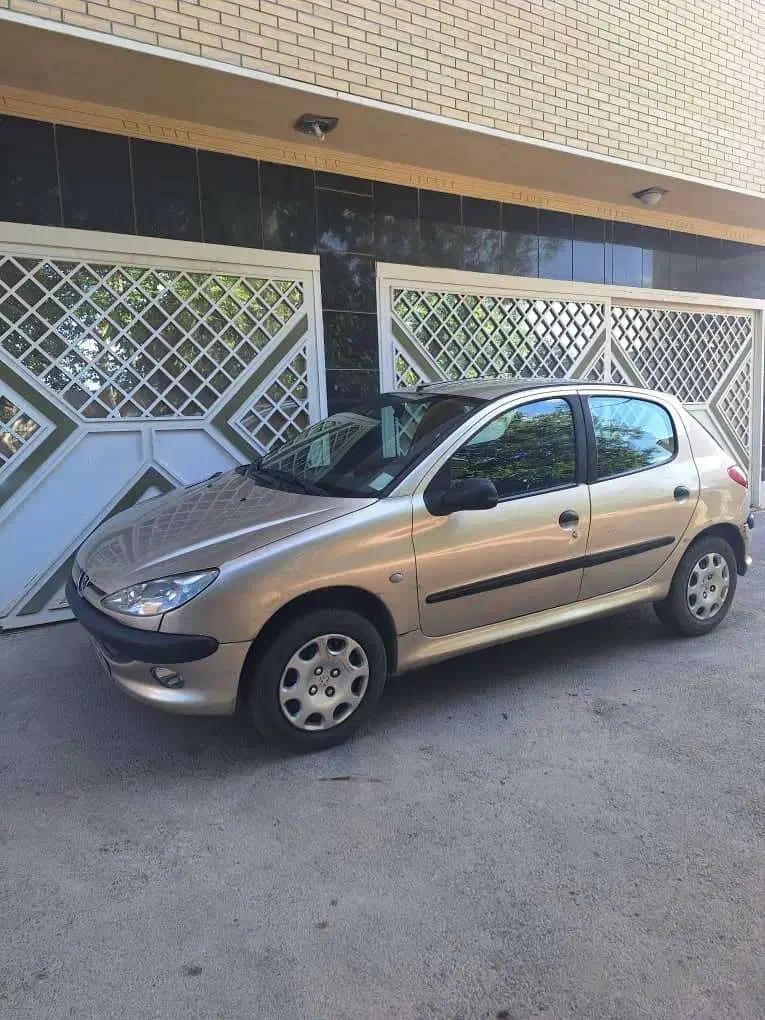 ۲۰۶ مدل اسفند ۸۴ بسیار تمیز سالم|خودرو سواری و وانت|اصفهان, کوی شهید کشوری|دیوار