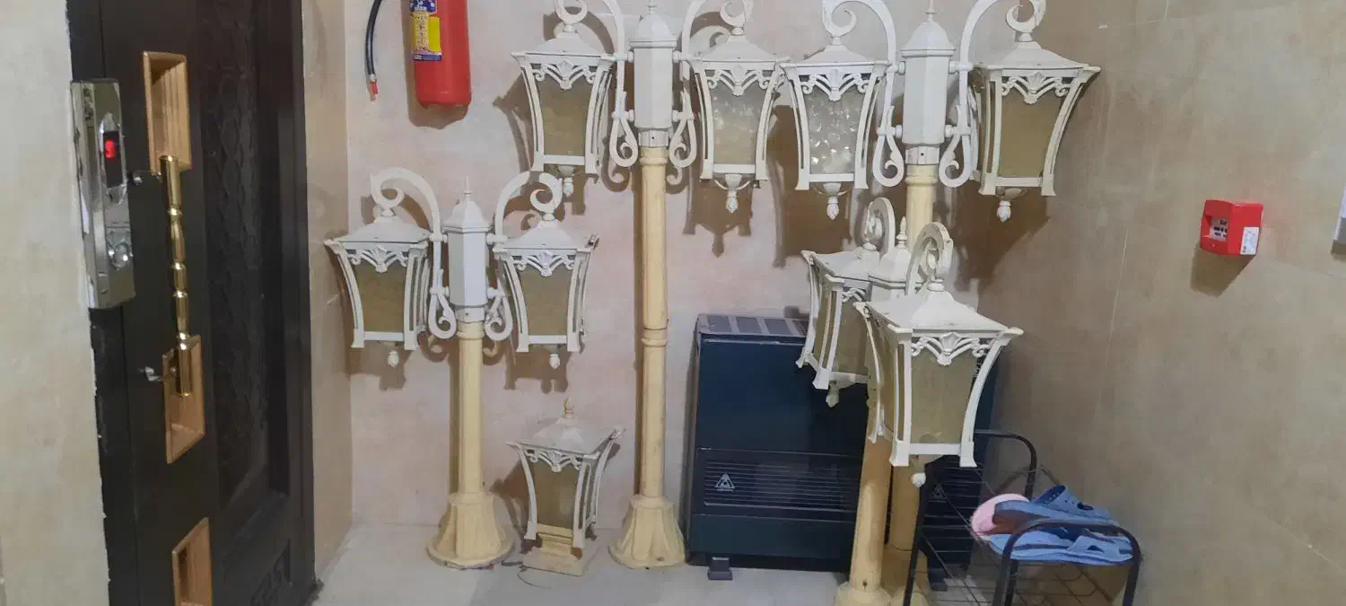 چهارتاپایه چراغ مناسب باغ ویلا باغچه وحیاط|لامپ و چراغ|محمدشهر, محمدشهر|دیوار