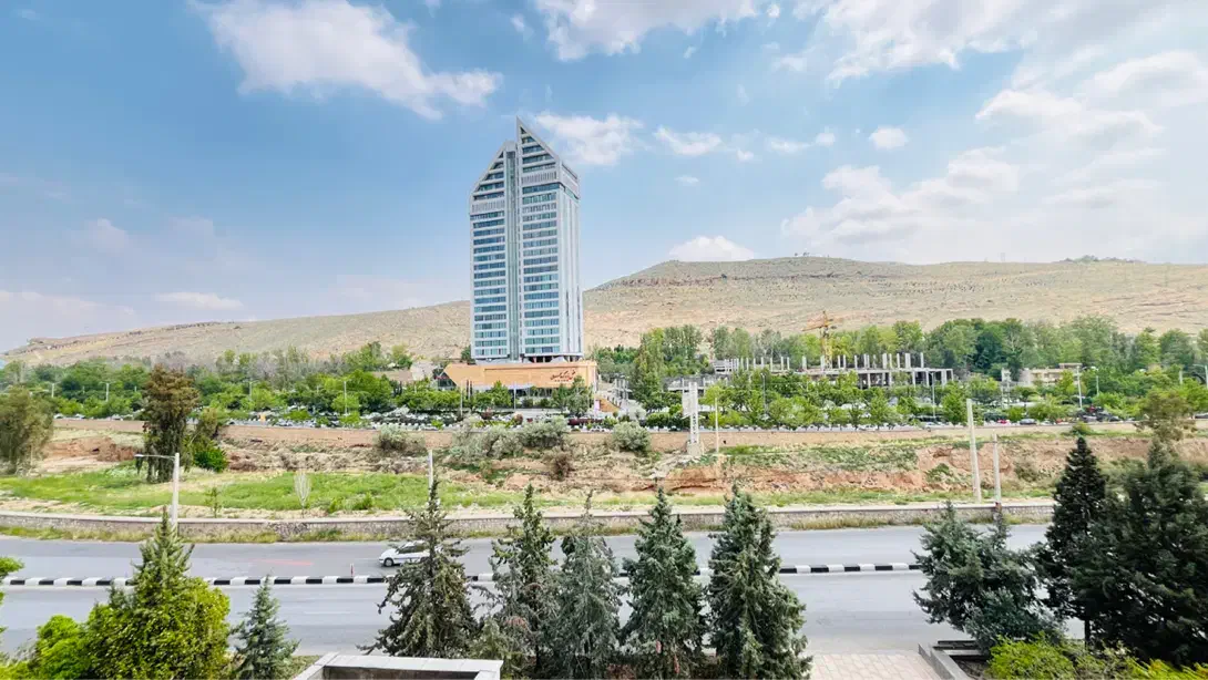 ۳۷۰متر در قلب شیراز ، فرصت ساخت یک رزیدانس اختصاصی|فروش خانه و ویلا|شیراز, تپه تلویزیون|دیوار