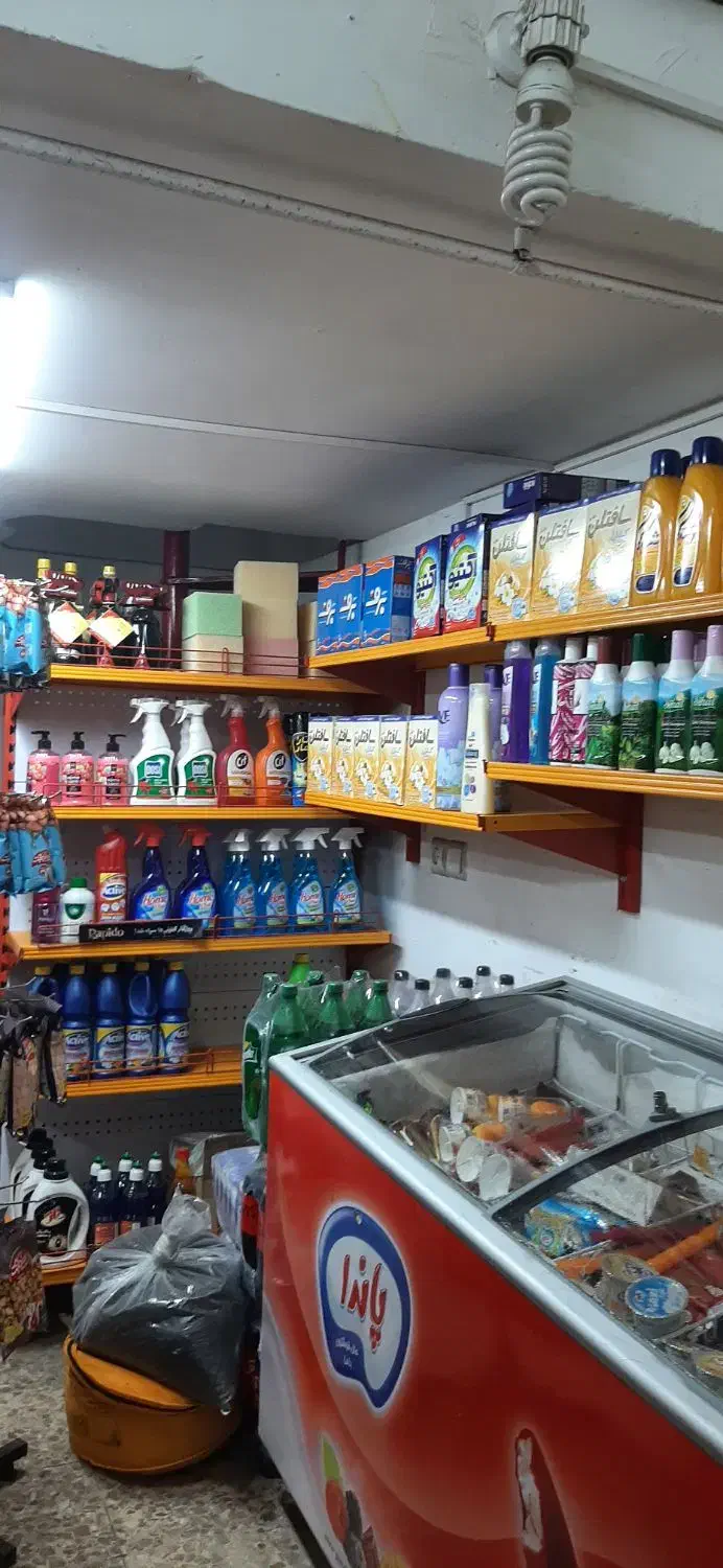 قفسه های فروشگاه در حد نو|فروشگاه و مغازه|رودسر, |دیوار