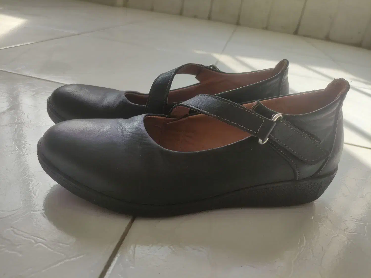 کفش عروسکی چرم طبیعی|کیف، کفش، کمربند|اصفهان, کوی ولی عصر|دیوار