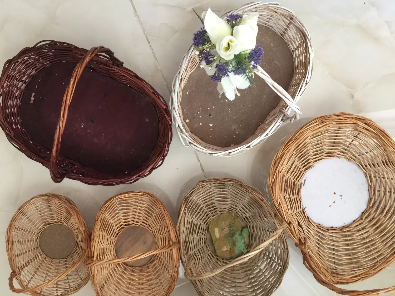 تعدادی سبد حصیری کامل سالم|صنایع دستی و سایر لوازم تزئینی|ارومیه, |دیوار