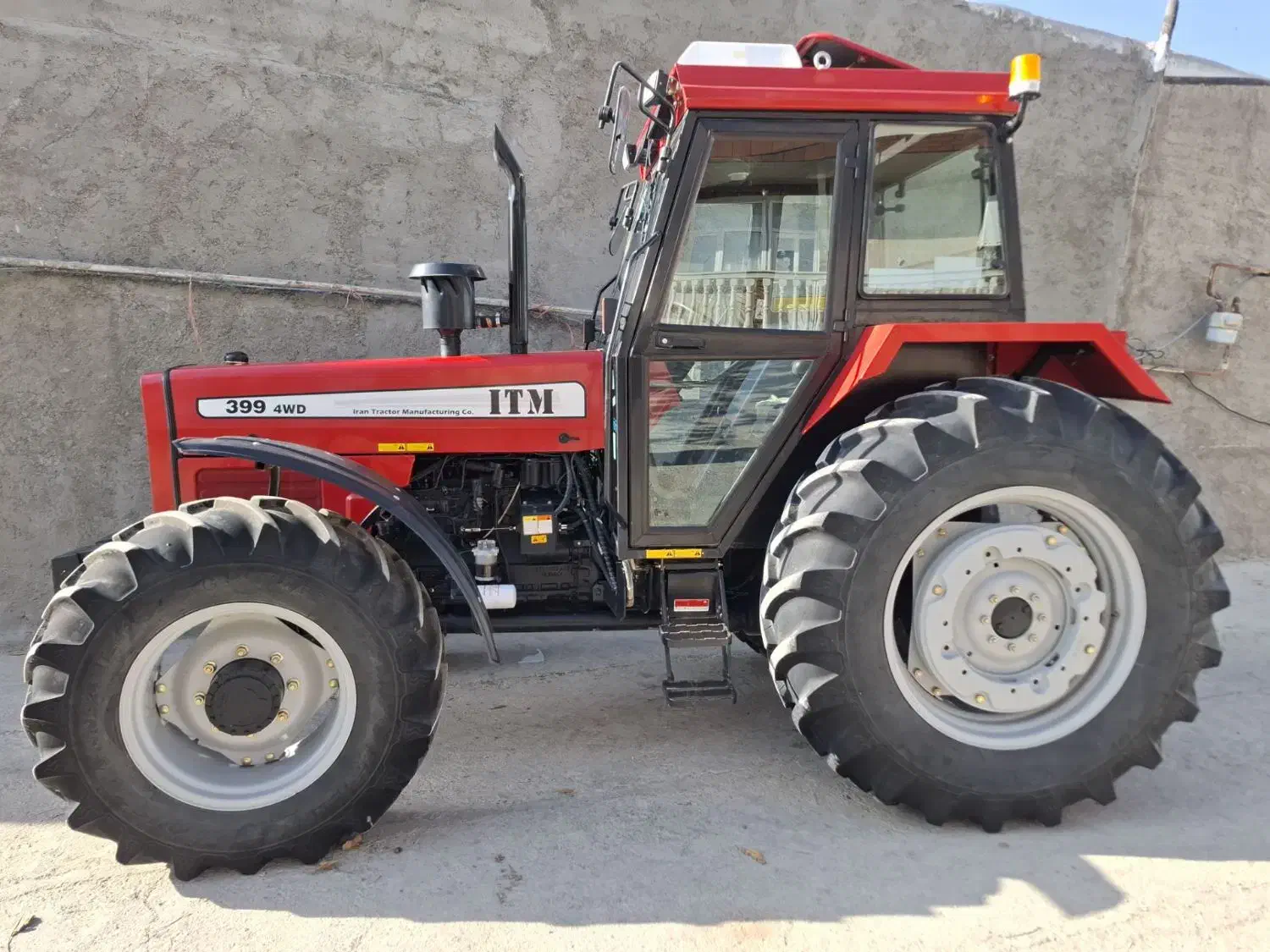 تراکتور کابین دار جدید|خودرو سنگین|شاهنجرین, |دیوار