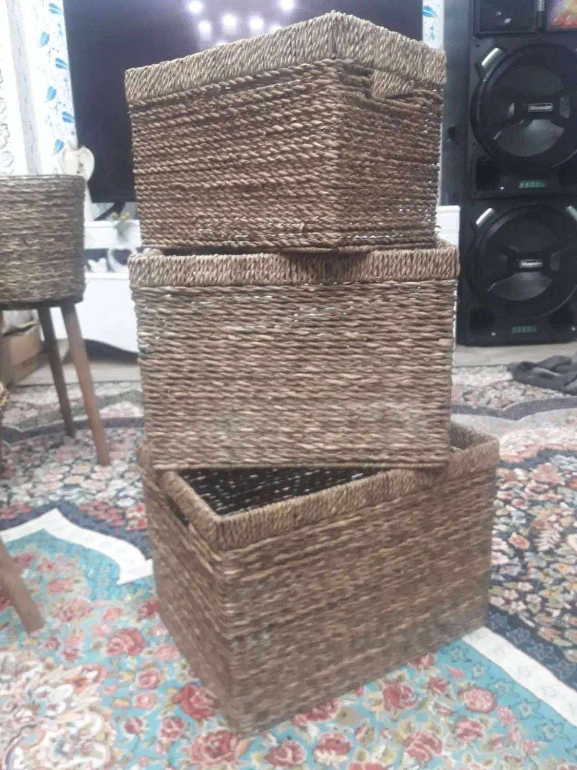 پایه گلدان حصیری وپاف|صنایع دستی و سایر لوازم تزئینی|ماهدشت, |دیوار