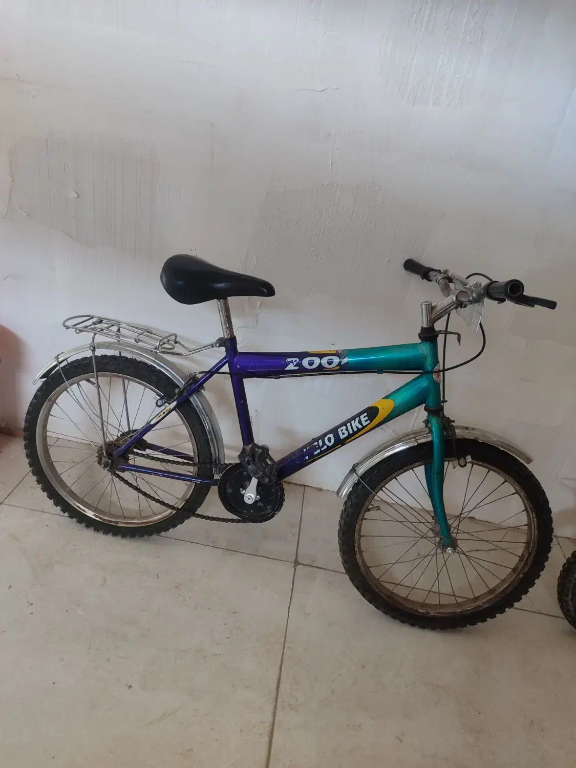 دوچرخه 20|دوچرخه، اسکیت، اسکوتر|اسفراین, |دیوار