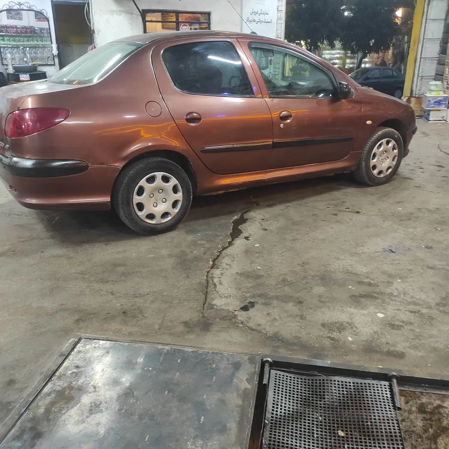 206صندوقدارV8 عروسک کم کار|خودرو سواری و وانت|تهران, پاسداران|دیوار