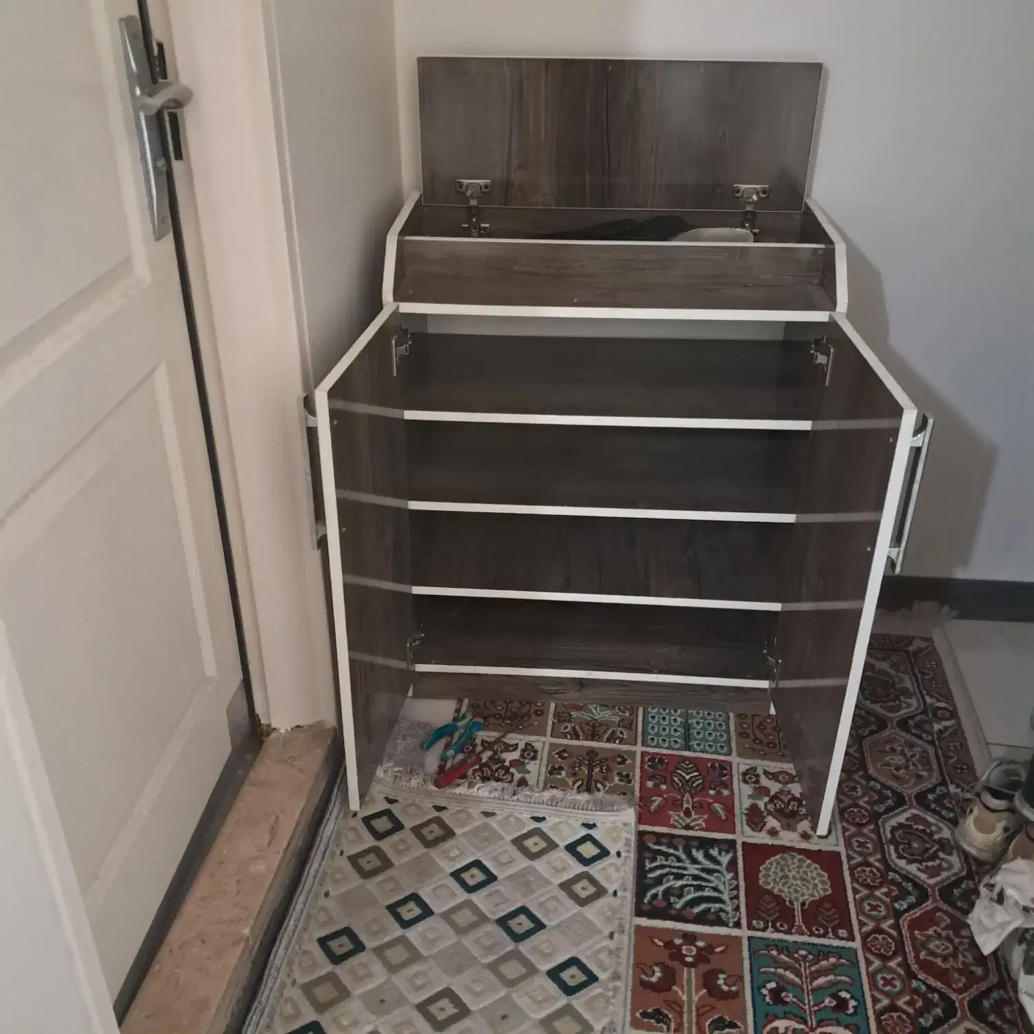 جا کفشی در حد نو دست ساز ام دی اف اصل|جاکفشی، کمد، دراور|تهران, طیب|دیوار