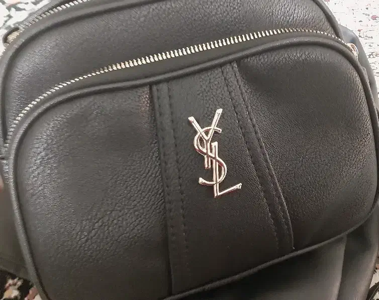 کیف مشکی زنانه|کیف، کفش، کمربند|رباط‌کریم, رباط‌کریم|دیوار