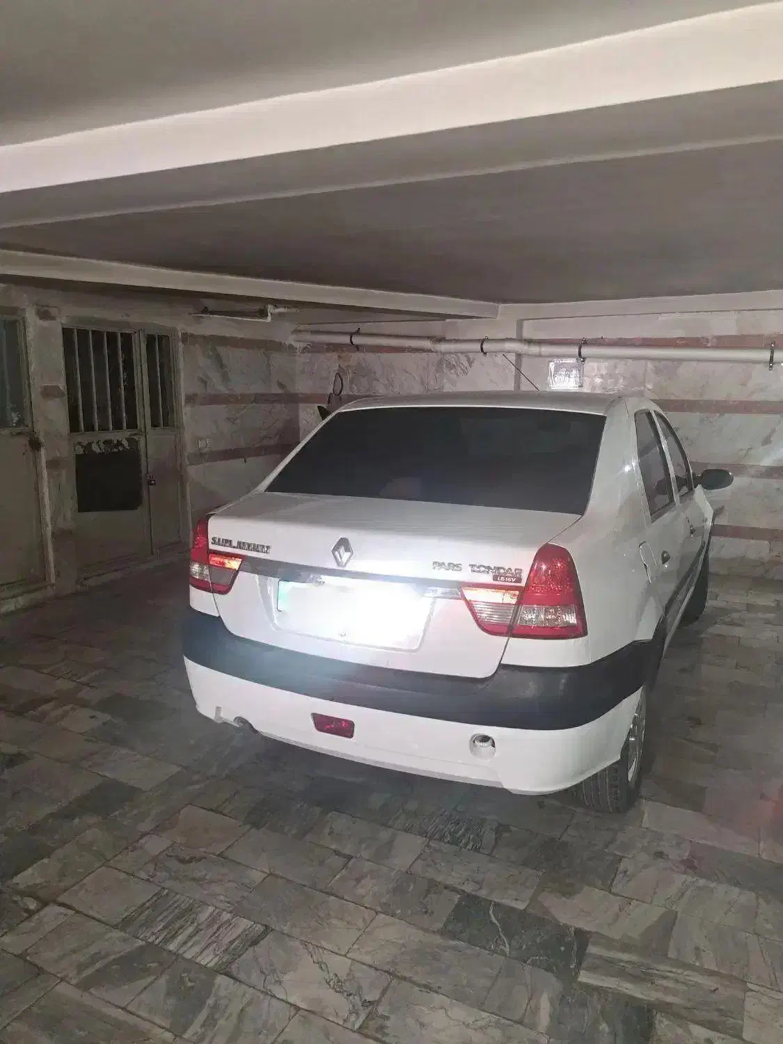 پارس تندر سفید مدل ۹۷|خودرو سواری و وانت|تهران, جنت‌آباد شمالی|دیوار