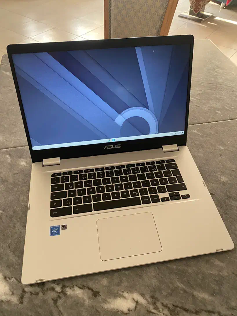 لپ تاپ ASUS بدون خط و‌خش در حد|رایانه همراه|هشتگرد, فاز ۲ مهستان|دیوار