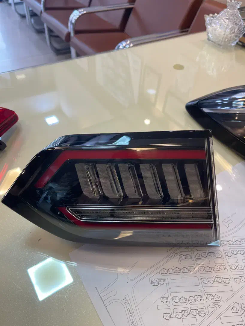 چراغ خطر عقب مه شکن تیگو هشت پرومکس ie اصلی فابریک|قطعات یدکی و لوازم جانبی|تهران, شهرک شهید باقری|دیوار