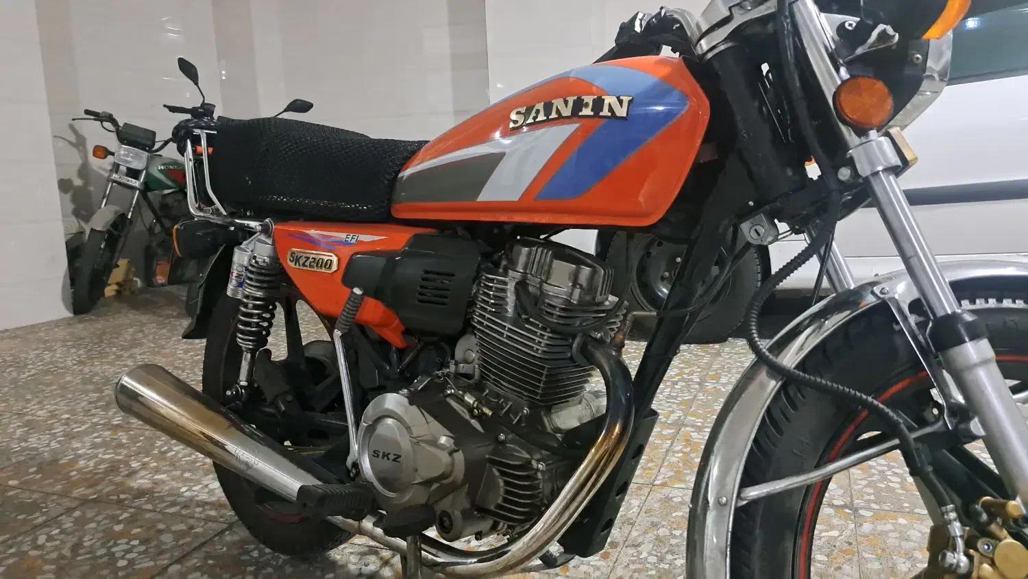 سنین ۲۰۰|موتورسیکلت|تهران, بلوار کشاورز|دیوار