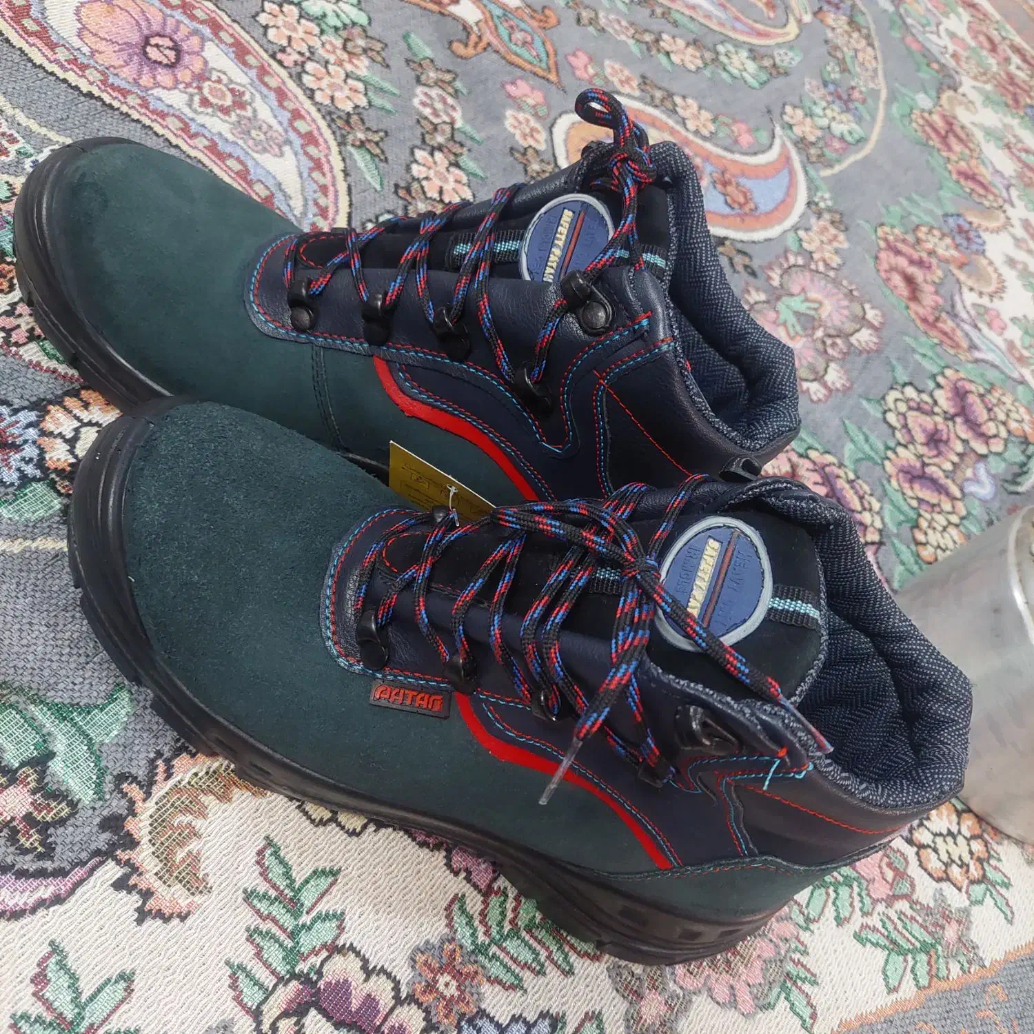 کفش ایمنی|کیف، کفش، کمربند|اردکان, |دیوار