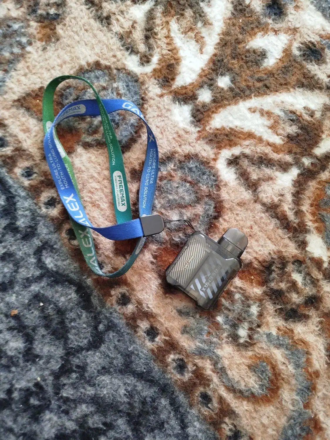 ویپ معاوضه با پرنده|زیورآلات و اکسسوری|مرودشت, ثبت احوال|دیوار